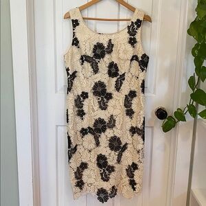Jacques Vert Floral Lace Dress Sleeveless Cream black Crochet Formal Elegant